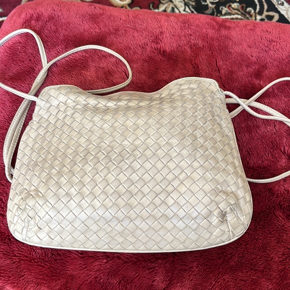 Charles Jourdan light beige woven leather handbag - Picture 4 of 13